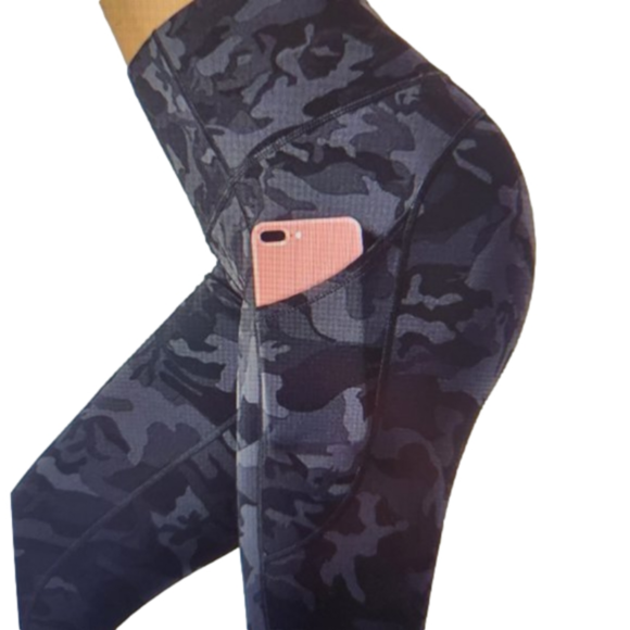 Wild fable camouflage high rise leggings - Picture 2 of 5